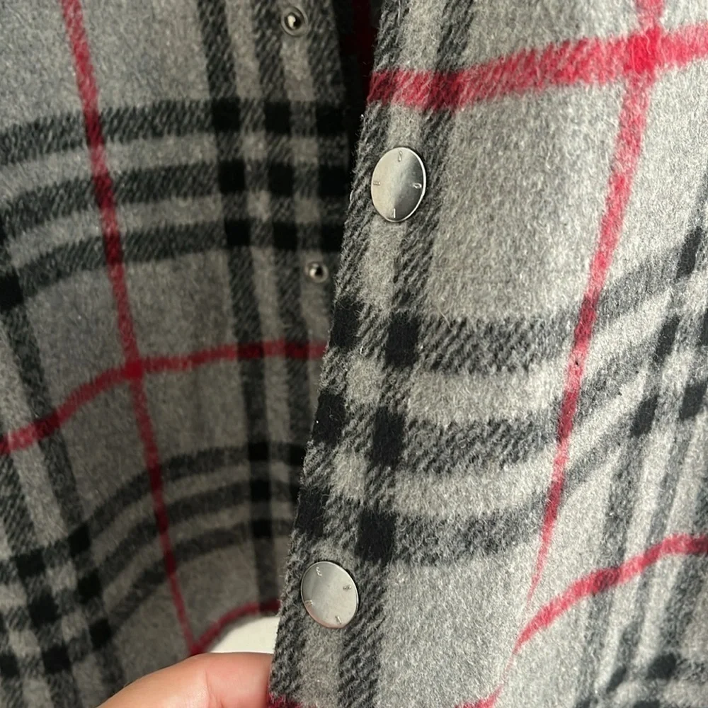 WESC Flannel Jacket Plaid Snap Buttons Size Large